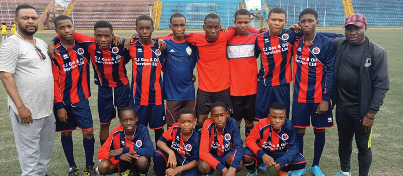 Playing in all-new full team kit supplied by ScanTech Offshore has made all the difference to the Ubangha Egu Junior (under 15’s) Football team in Port Harcout, Nigeria.