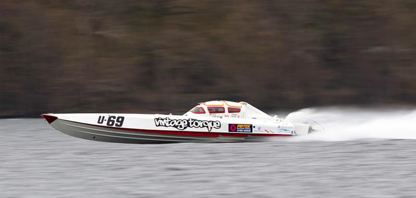Frank Rose sets the world record at the Coniston Powerboat Records week