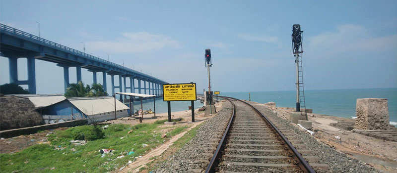 Strainstall working across the Indian subcontinent with a series of bridge-monitoring contracts for the Indian Railway Board (IRB).